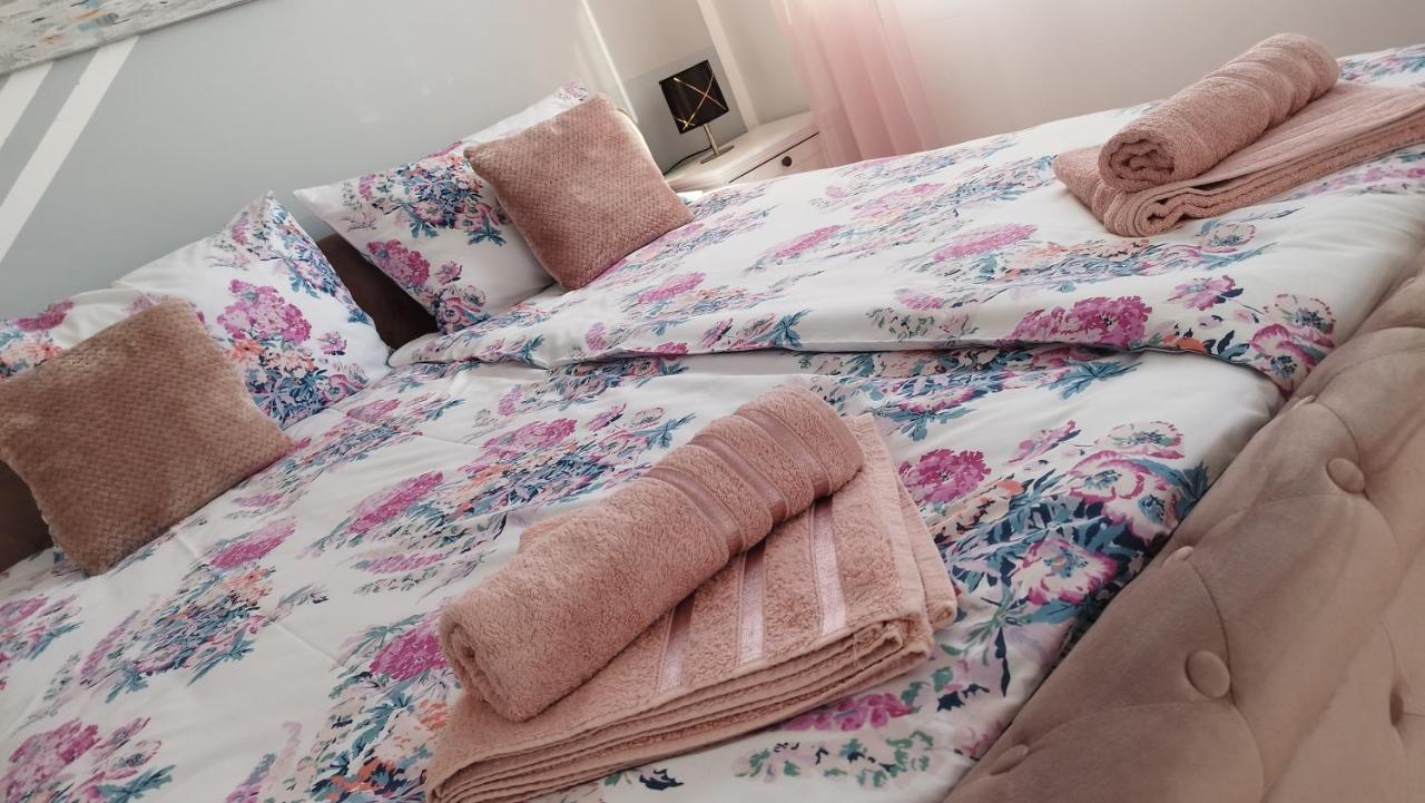 Apolonija Apartment Rijeka Ngoại thất bức ảnh